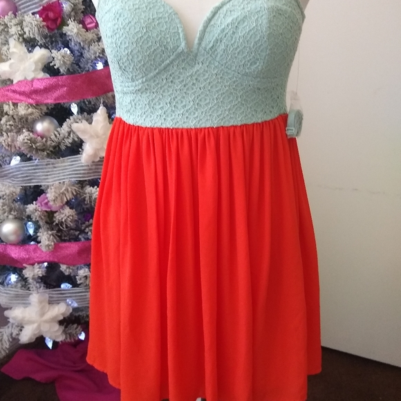 Coveted Clothing Dresses & Skirts - 2 for $30 #93 Sweetheart Strapless Dress